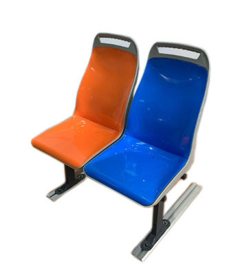 Assentos de passageiros de plástico ABS com encosto fixo e opção de cor única